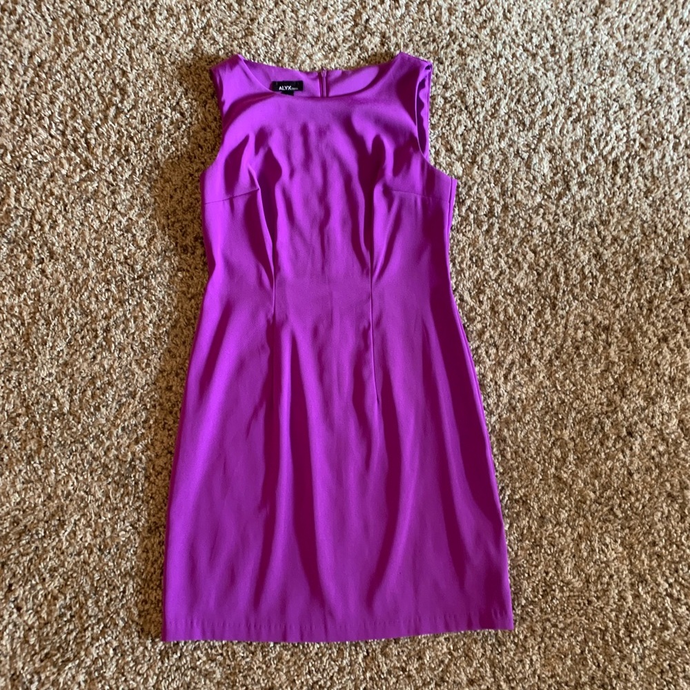 Purple sleeveless dress